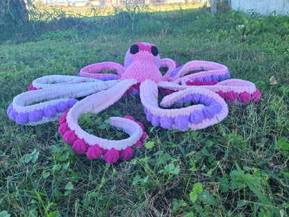 Giant octopus-calico cotton candy